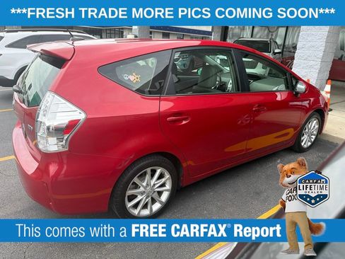 Used 2014 Toyota Prius V Five FWD image 4