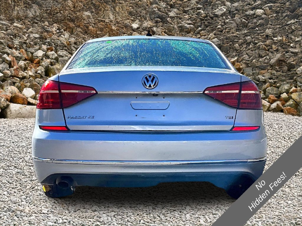 Used 2016 Volkswagen Passat 1.8T SE FWD image 4