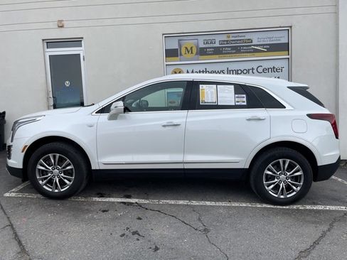 Used 2022 Cadillac XT5 Premium Luxury image 2