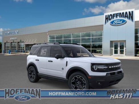 New 2026 Ford Bronco Sport Outer Banks w/ Outer Banks Tech Package+ AWD/4WD image 1