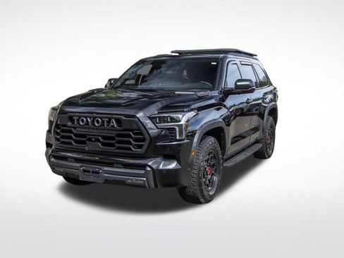 Used 2025 Toyota Sequoia TRD Pro AWD/4WD image 13