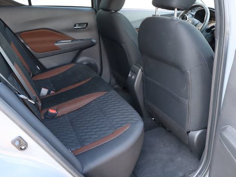 Used 2023 Nissan Kicks SR FWD image 17