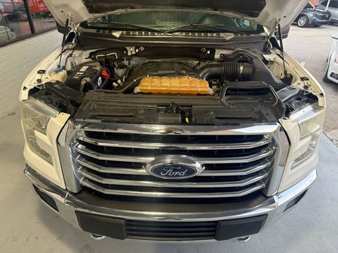 Used 2015 Ford F150 XLT w/ Equipment Group 302A Luxury image 12