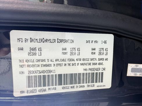 Used 2006 Dodge Charger SRT8 w/ SRT Option Group III RWD image 40