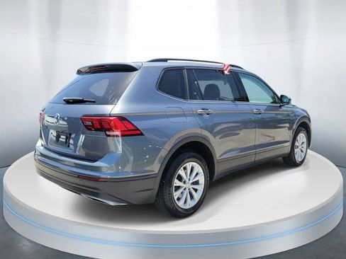 Used 2019 Volkswagen Tiguan S w/ Driver Assistance Package FWD image 4