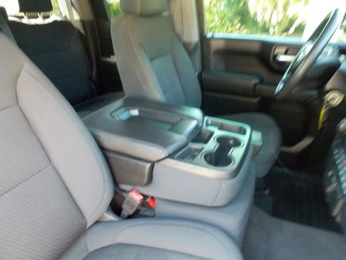 Used 2020 Chevrolet Silverado 1500 Custom w/ Custom Value Package RWD image 28
