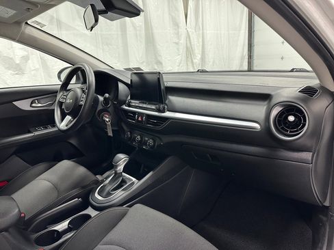 Used 2024 Kia Forte LXS image 55