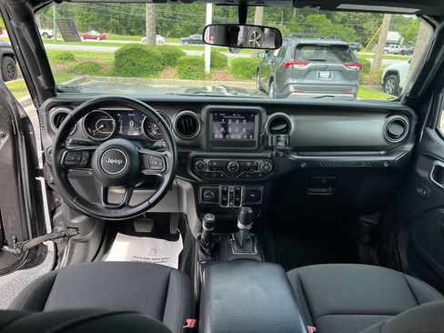 Used 2018 Jeep Wrangler Unlimited Sport S AWD/4WD image 31