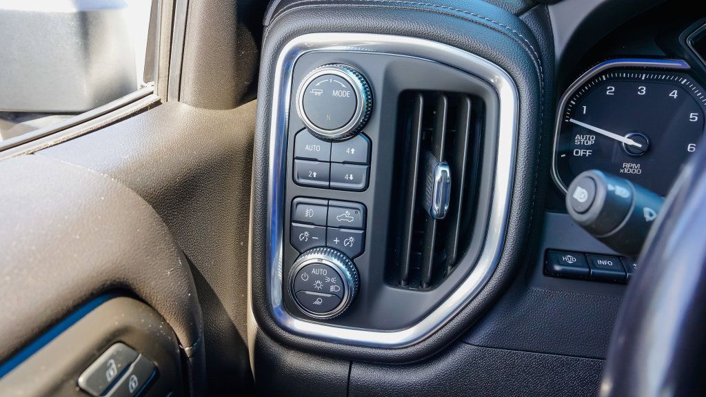 Used 2021 GMC Sierra 1500 SLT w/ SLT Premium Plus Package AWD/4WD image 19