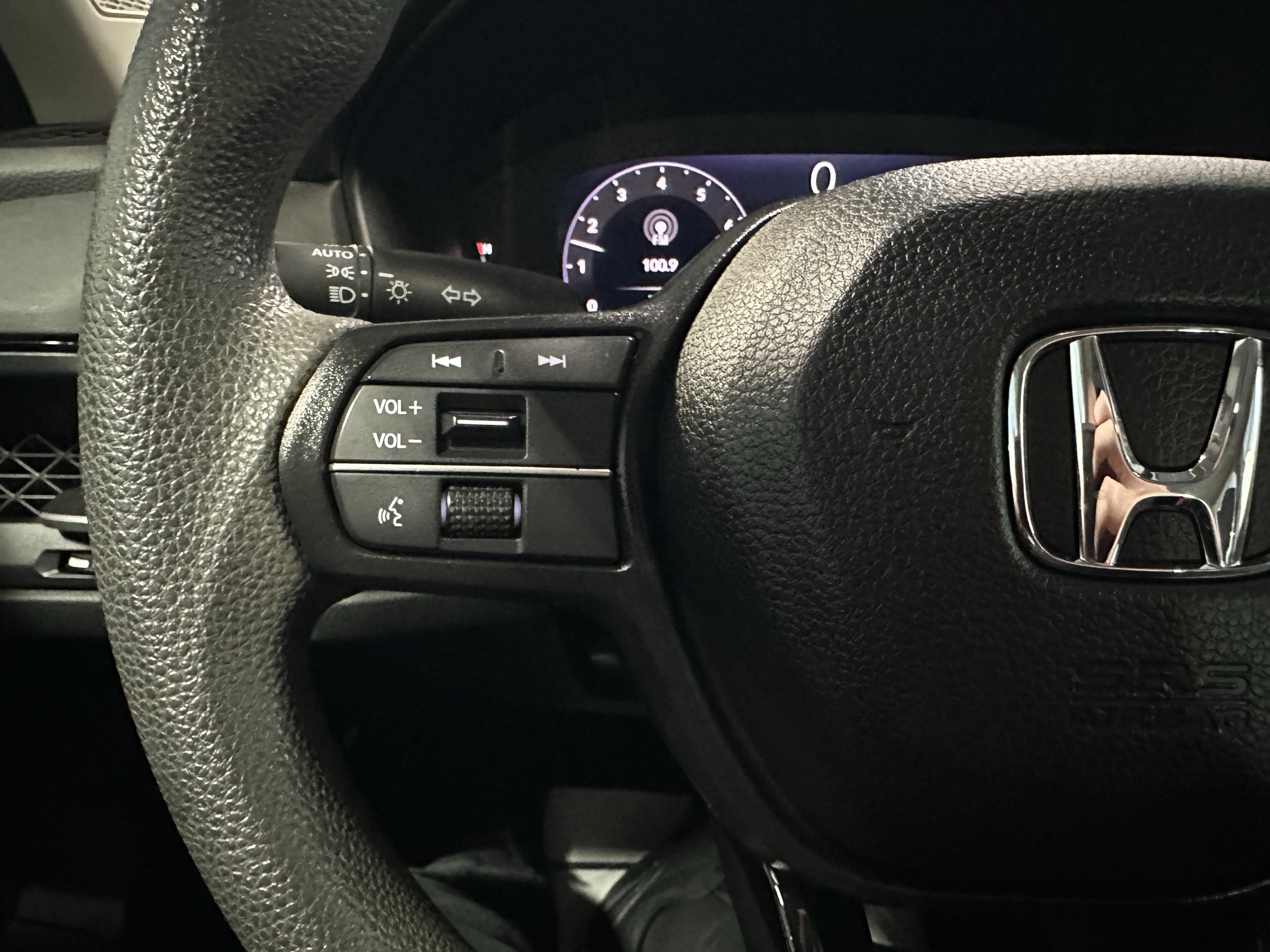 Used 2024 Honda Accord EX image 11