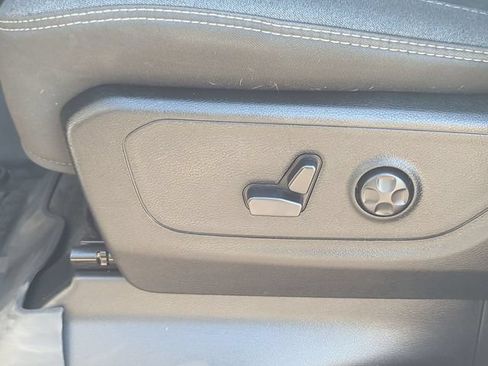 Used 2020 RAM 1500 Big Horn AWD/4WD image 19