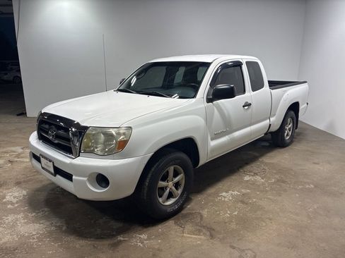Used 2008 Toyota Tacoma 2WD Access Cab image 2