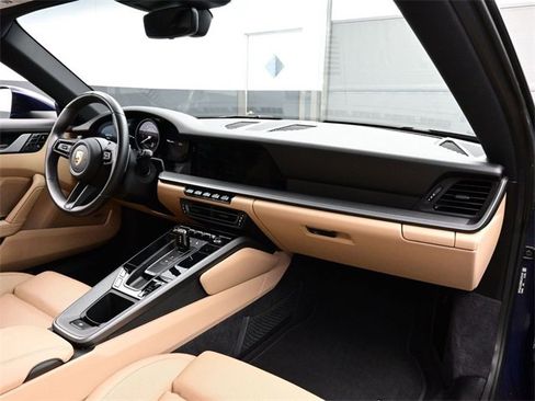 Used 2021 Porsche 911 Carrera image 14