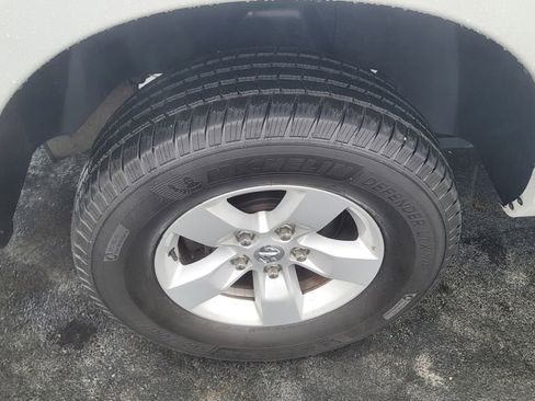 Used 2021 RAM 1500 Classic SLT AWD/4WD image 13