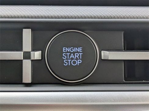 New 2026 Hyundai Santa Fe SE image 25