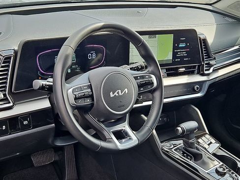 Certified 2023 Kia Sportage EX image 24