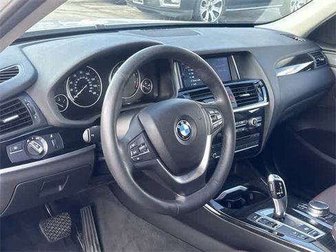 Used 2017 BMW X3 xDrive28i image 11