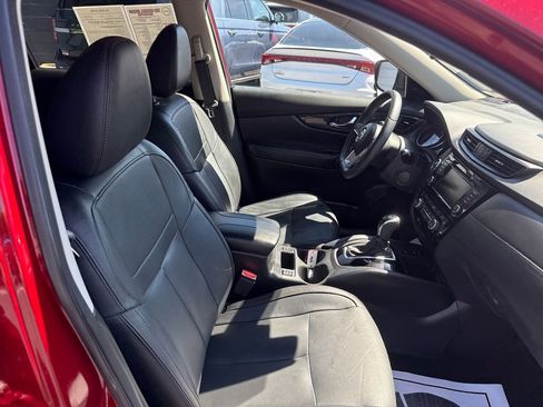 Used 2020 Nissan Rogue SL FWD image 31