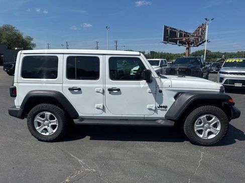 Used 2021 Jeep Wrangler Unlimited Sport w/ Sun And Sound Package AWD/4WD image 13