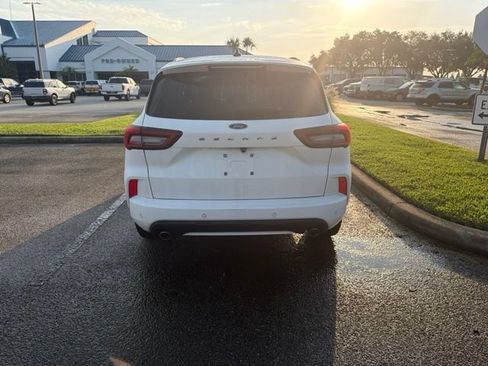 Used 2024 Ford Escape ST-Line w/ Tech Pack #1 FWD image 6