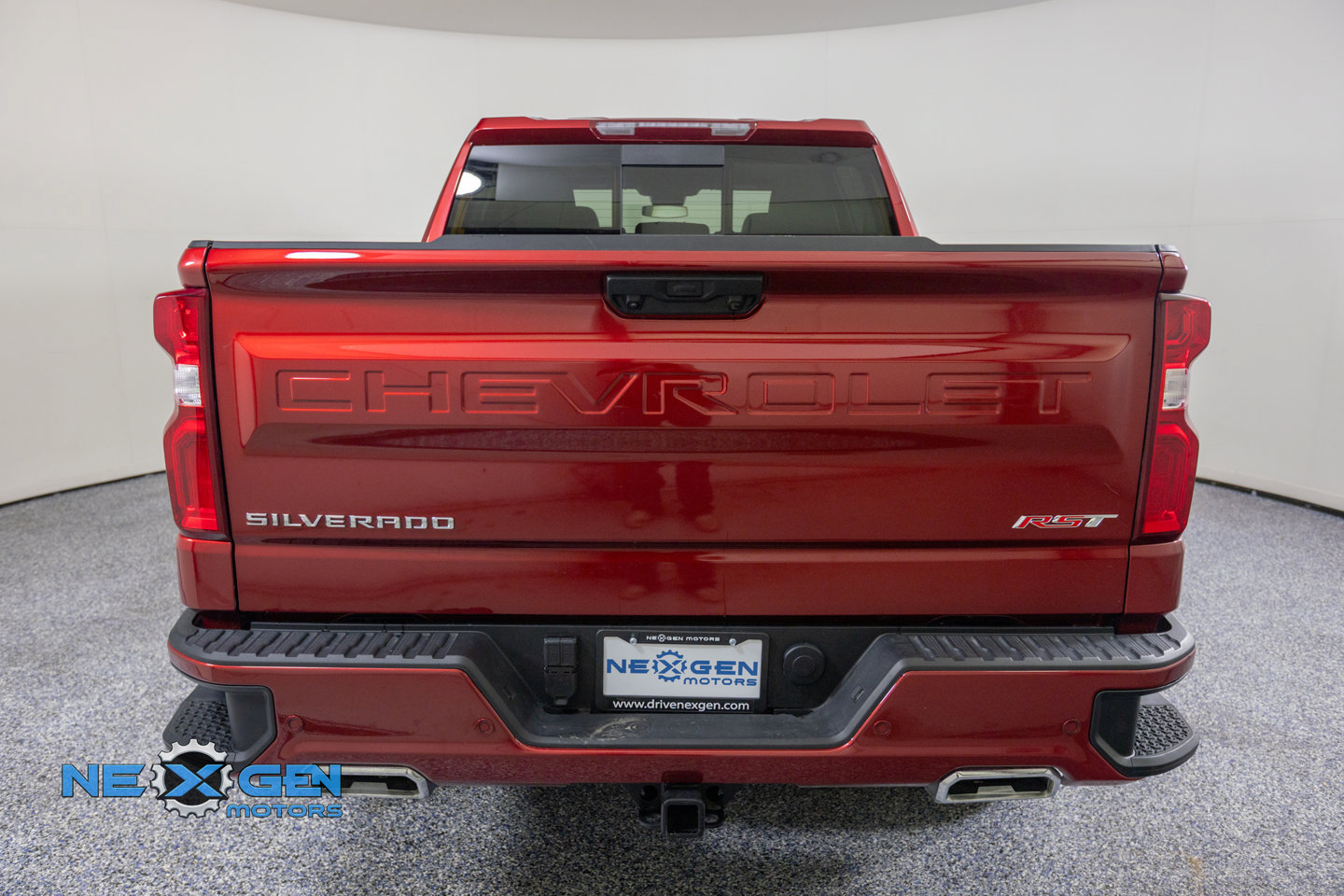 Used 2025 Chevrolet Silverado 1500 RST w/ RST All Star Premium Package AWD/4WD image 7