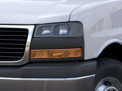 New 2026 GMC Savana 3500 Extended w/ Power Convenience Package RWD image 10