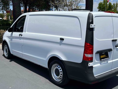 Used 2022 Mercedes-Benz Metris image 35