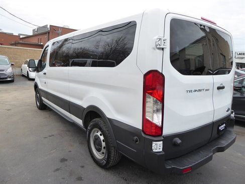 Used 2015 Ford Transit 350 XL image 5