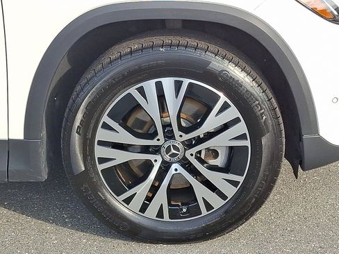 Certified 2025 Mercedes-Benz GLA 250 4MATIC image 8