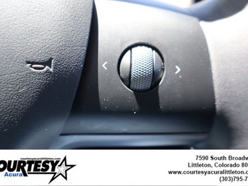 Used 2024 Tesla Model Y Long Range AWD/4WD image 14