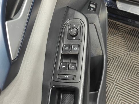 Used 2023 Volkswagen Taos SE AWD/4WD image 43