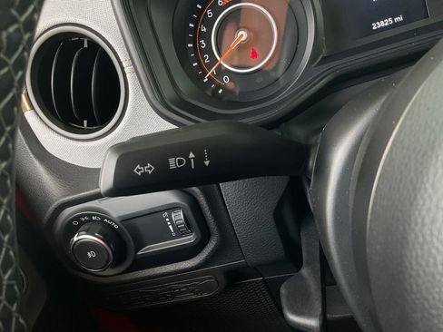Used 2025 Jeep Wrangler Unlimited Sport AWD/4WD image 26