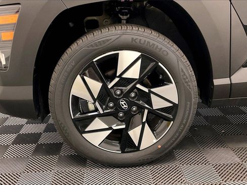 Certified 2025 Hyundai Kona SEL image 7