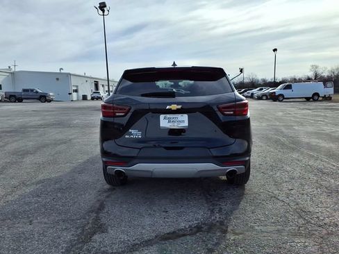 Used 2025 Chevrolet Blazer LT FWD image 24