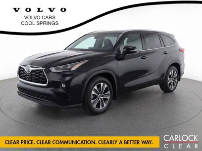 Used 2023 Toyota Highlander XLE