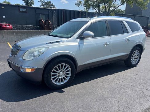Used 2012 Buick Enclave Leather FWD image 6