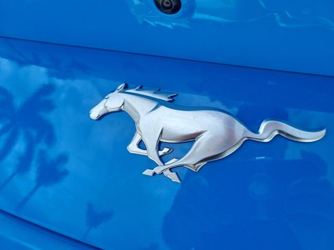 Used 2025 Ford Mustang Premium RWD image 10