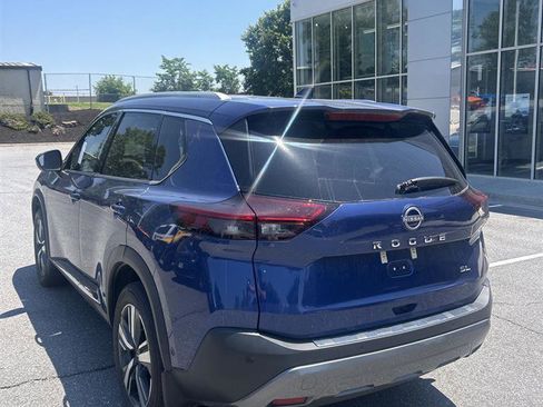 Used 2022 Nissan Rogue SL w/ SL Premium Package FWD image 6
