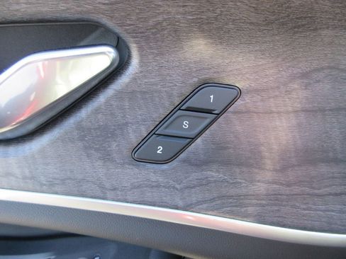 Used 2025 Jeep Grand Cherokee L Limited w/ Trailer Tow Package image 23