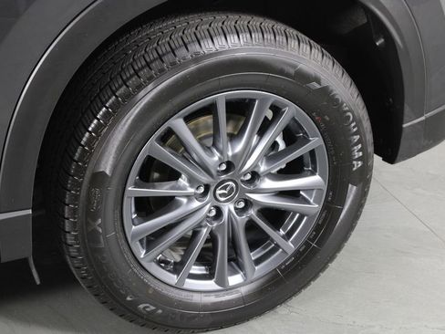 Used 2021 MAZDA CX-5 Touring w/ Touring Preferred SV Package image 11