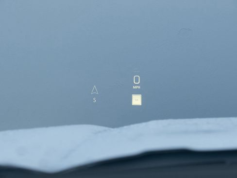 Used 2023 GMC Sierra 1500 AT4 w/ Technology Package image 10