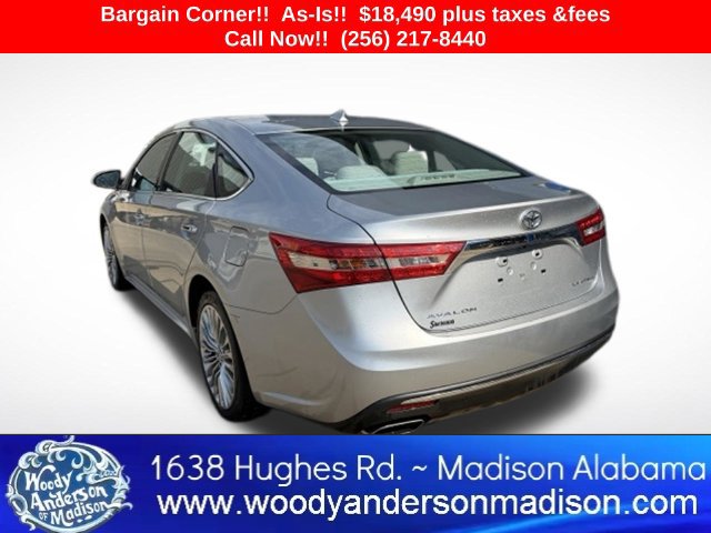 Used 2017 Toyota Avalon Limited w/ Carpet Mat Package FWD image 4