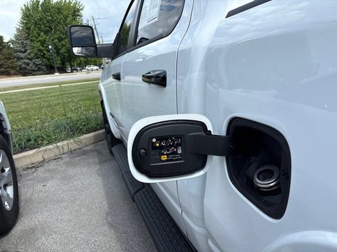 Used 2025 RAM 1500 Big Horn AWD/4WD image 24