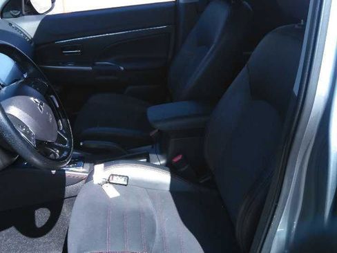 Used 2024 Mitsubishi Outlander Sport SE AWD/4WD image 6