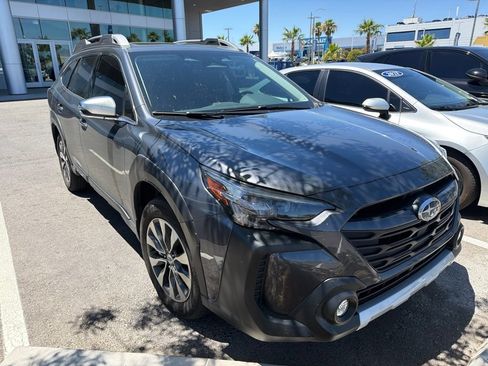 Used 2025 Subaru Outback Touring XT AWD/4WD image 9