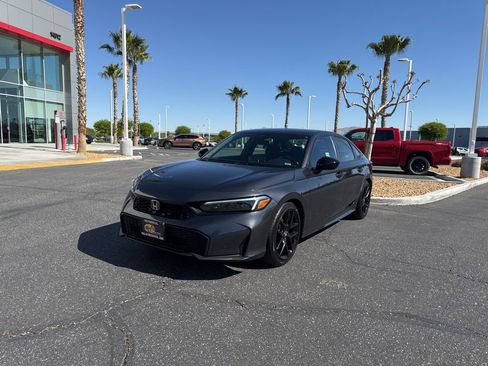 Used 2025 Honda Civic Sport image 2