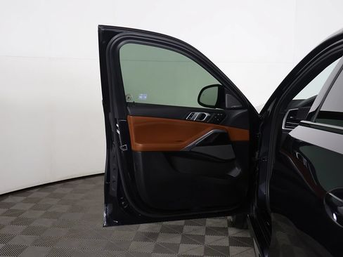 Used 2023 BMW X6 xDrive40i AWD/4WD image 23
