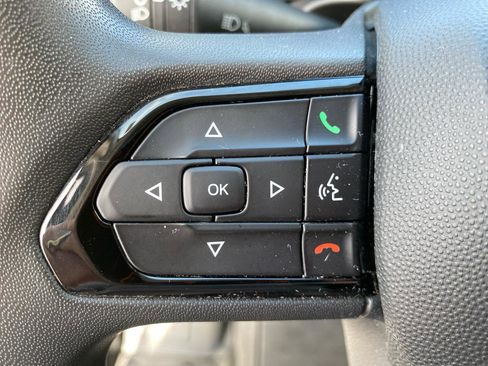 Used 2025 RAM ProMaster 2500 w/ U-Haul Equipment Group image 24