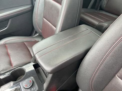 Used 2022 Chevrolet Blazer RS image 28