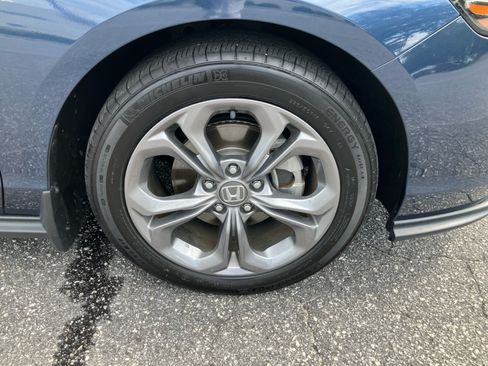 Certified 2024 Honda Accord EX image 29
